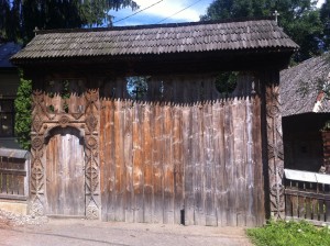 poarta din Maramures