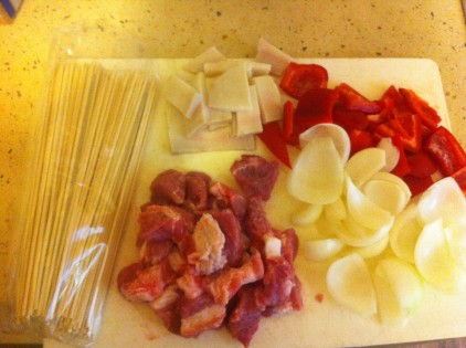 frigarui_carne_ceapa_ardei_slanina