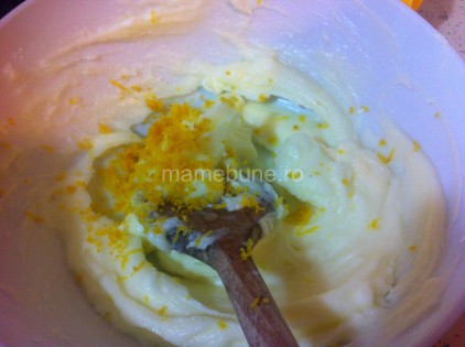 crema prajitura cu miere