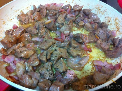 carne cu varza